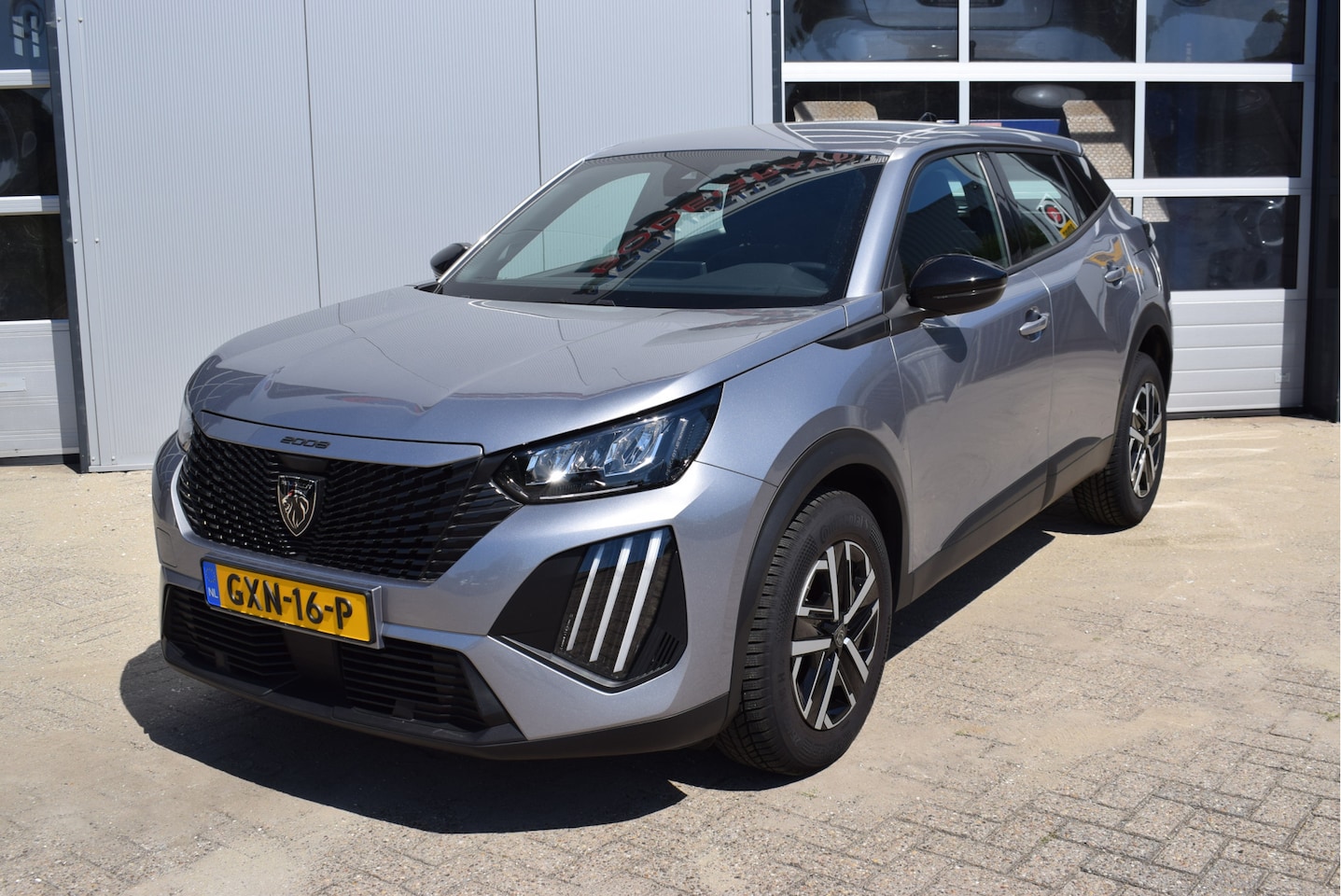 Peugeot 2008 - 1.2 PureTech 100 Active | NL-Auto | Camera | Apple Carplay/Android Auto - AutoWereld.nl