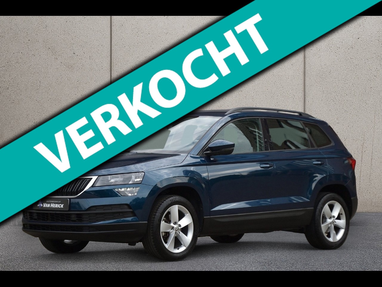Skoda Karoq - 1.5 TSI ACT Business Edition 150PK Automaat | Navigatie | Stoelverwarming | Parkeersensore - AutoWereld.nl