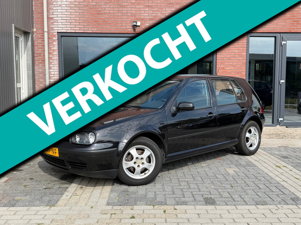 Volkswagen Golf - 2.0 | NWE APK | DB V.V. | JBL | Cruise | Nette Auto | - AutoWereld.nl