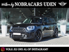 MINI Countryman - Cooper SE ALL4 Automaat / Panoramadak / Comfortstoelen / Comfort Access / Achteruitrijcame