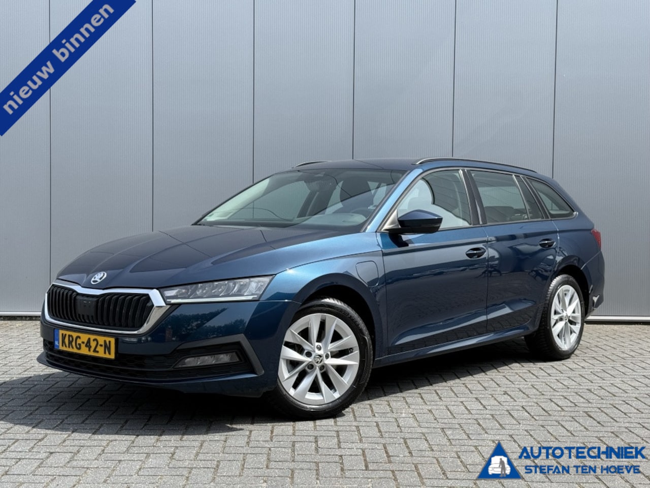 Skoda Octavia Combi - 1.4 TSI iV Business Carplay Plug-in stoelverw. - AutoWereld.nl