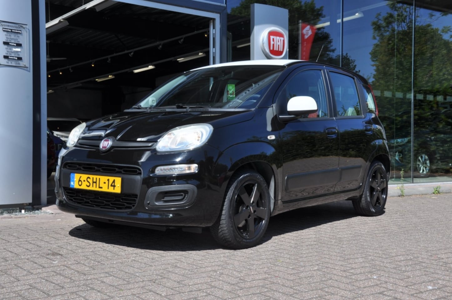 Fiat Panda - 0.9 TwinAir Ed. Cool Bianco e Nero LM Velgen - AutoWereld.nl