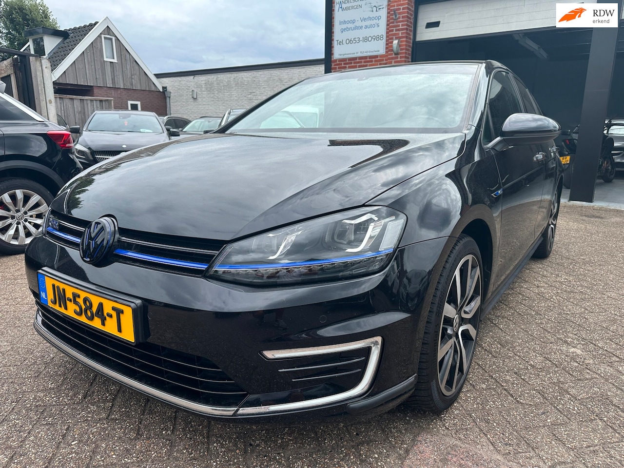 Volkswagen Golf - 1.4 TSI GTE AUTOMAAT-NAVI-CAMERA-PDC-CRUISE - AutoWereld.nl