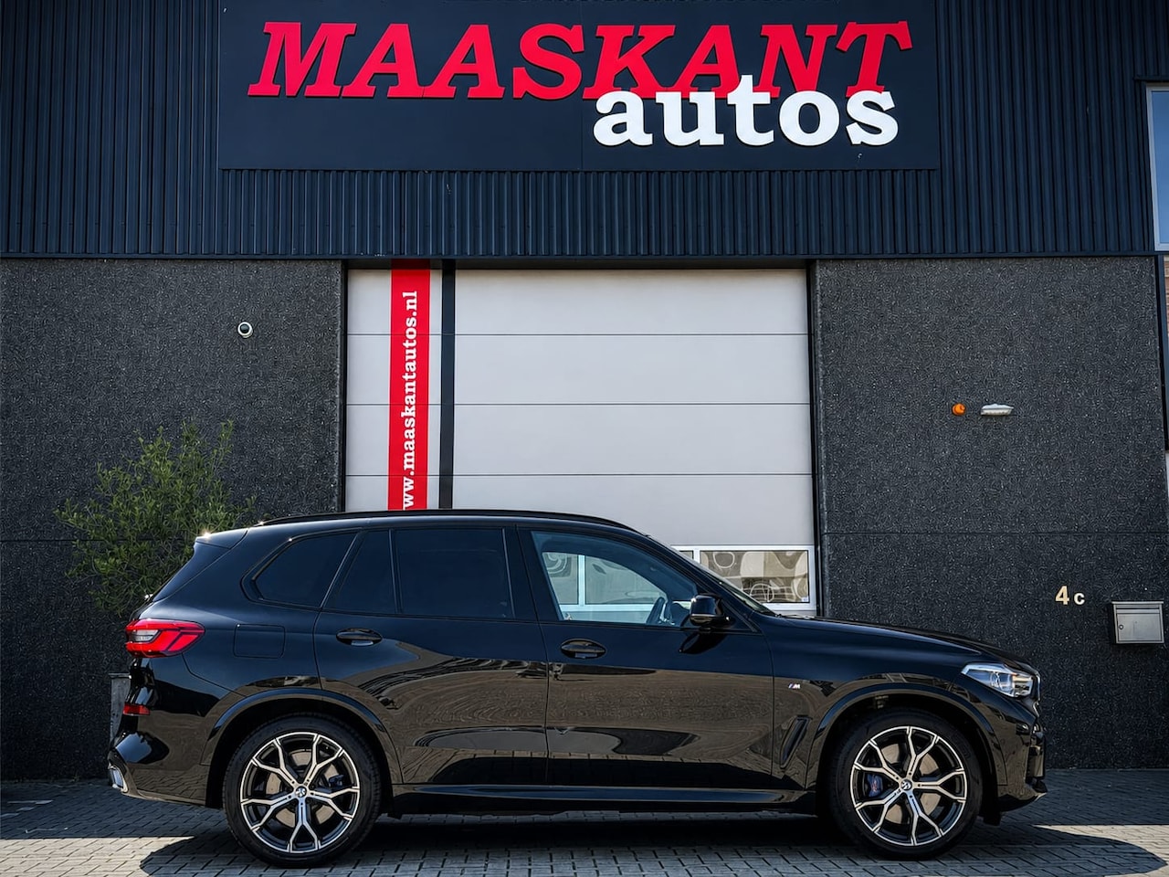 BMW X5 - (g05) xDrive45e / M-sport / Individual interior / 360 / Harman Kardon / Hud / Laser / TREK - AutoWereld.nl