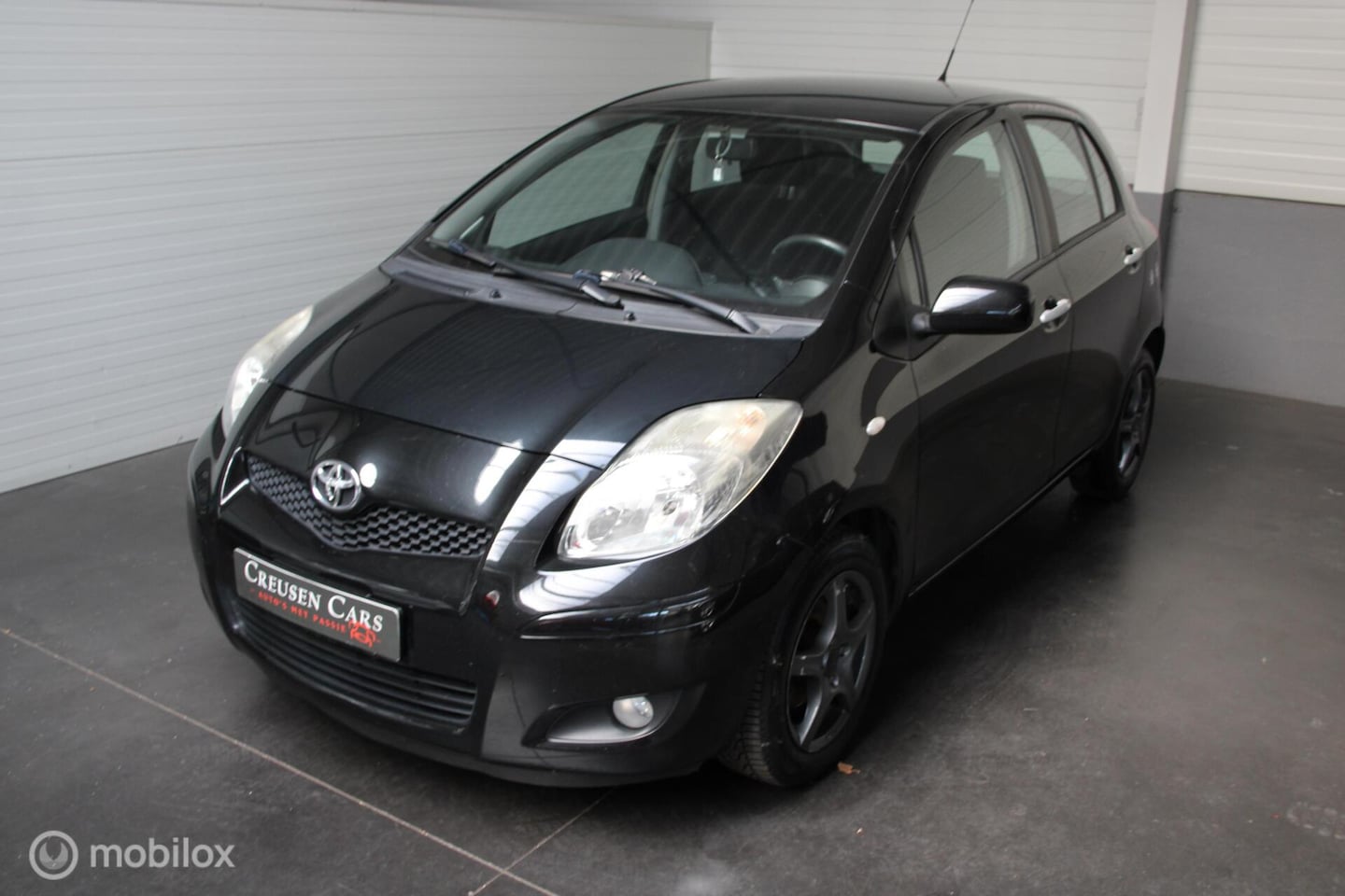 Toyota Yaris - 1.3 VVT-i Aspiration 1.3 VVTi Aspiration - AutoWereld.nl