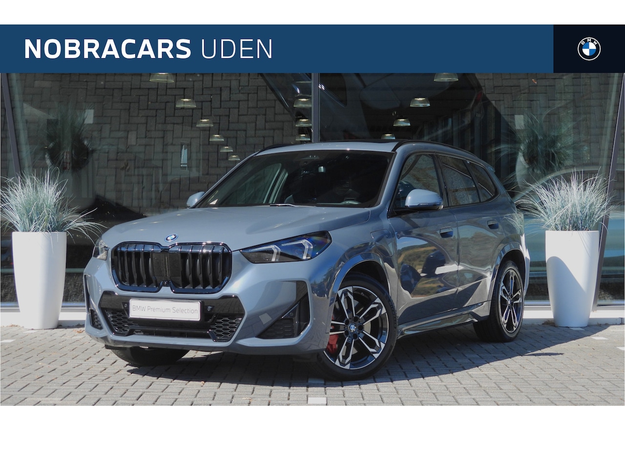 BMW X1 - xDrive25e M Sport Automaat / Trekhaak / Panoramadak / M Sportstoelen / Comfort Access / He - AutoWereld.nl