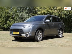 Mitsubishi Outlander - 2.0 PHEV Executive Edition Leder trekhaak camera