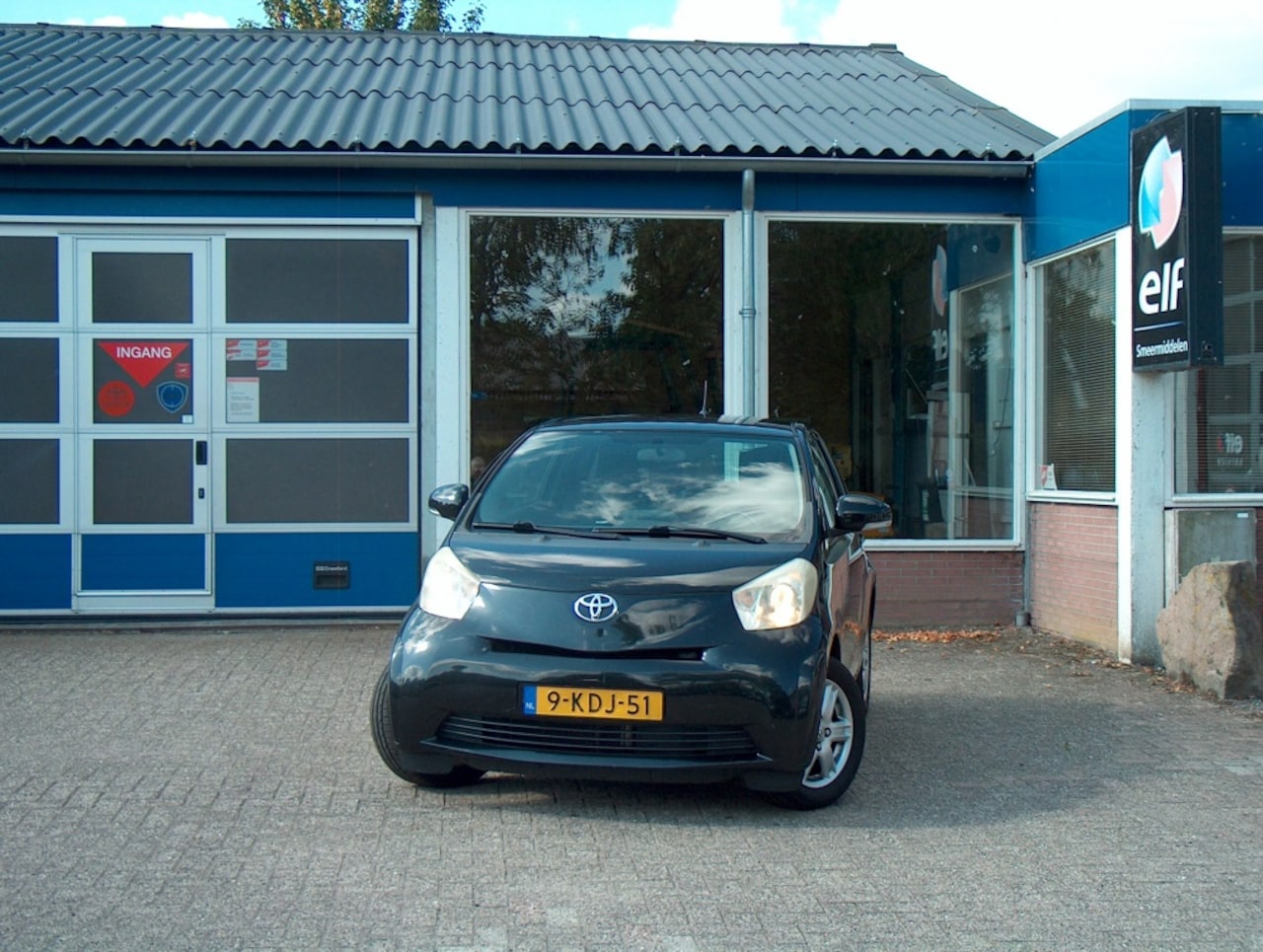 Toyota iQ - 1.0 VVTi Comfort 1.0 VVTi Comfort - AutoWereld.nl