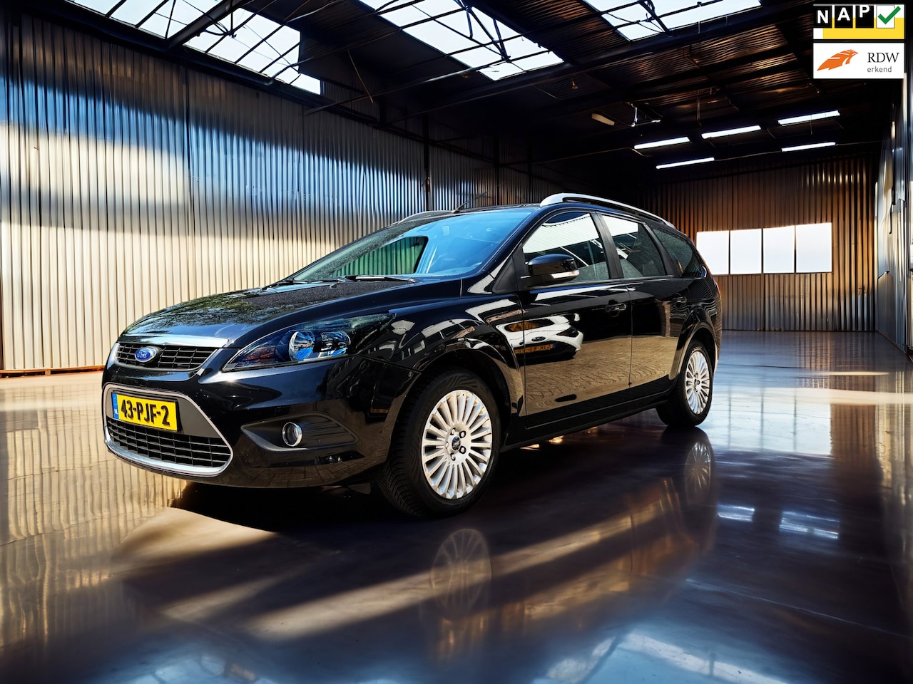 Ford Focus Wagon - 1.8 Limited Flexi Fuel nette auto trekh_Airco - AutoWereld.nl