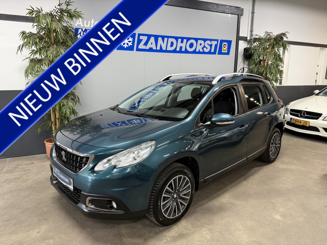 Peugeot 2008 - 1.2 PureTech Blue Lion 1.2 PureTech Blue Lion - AutoWereld.nl