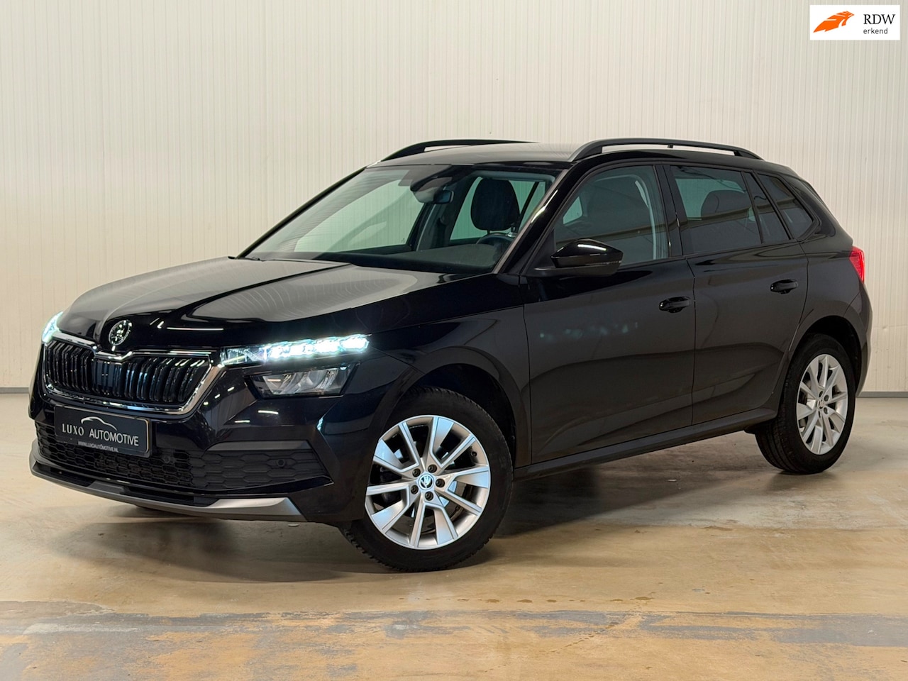 Skoda Kamiq - 1.0 TSI Sport Business | ACC | CARPLAY | TREKHAAK | AUTOMAAT - AutoWereld.nl