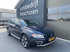 Volvo XC70 - 2.4 D5 Summum 5 cilinder stoelverwarming trekhaak awd