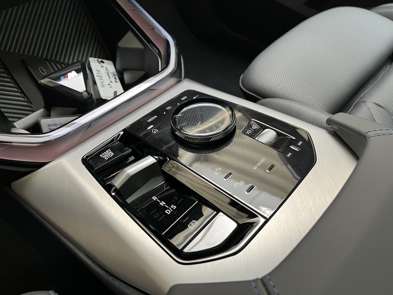 BMW 2-serie Active Tourer - 225e xDrive | Caera | Stoelvverwaming | Panorama dak | Adaptieve LED koplampen - AutoWereld.nl