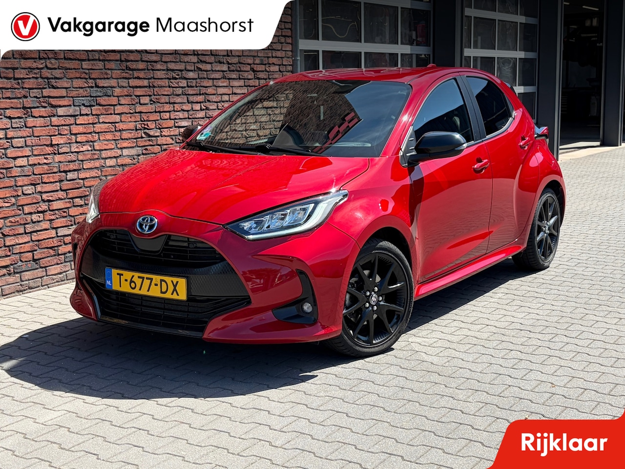 Toyota Yaris - 1.5 Hybrid Executive AchteruitrijCam./Adapt.Cruise/Trekhaak/LED/PDC/Clima/Airco/AppConnect - AutoWereld.nl