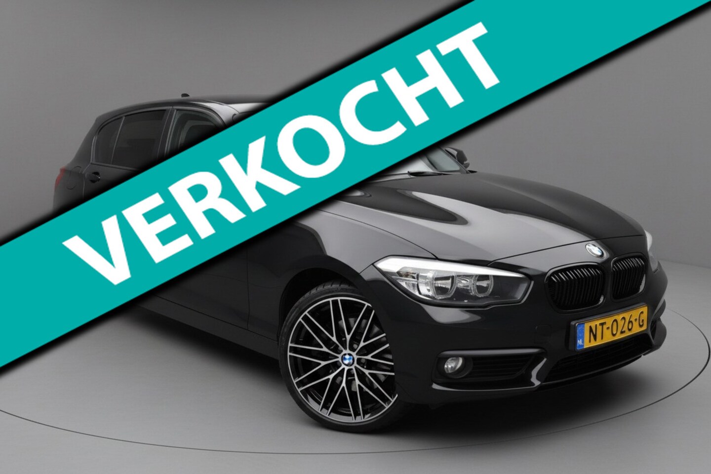 BMW 1-serie - Clima|Navi|Stoelverwaming|M-stuur - AutoWereld.nl