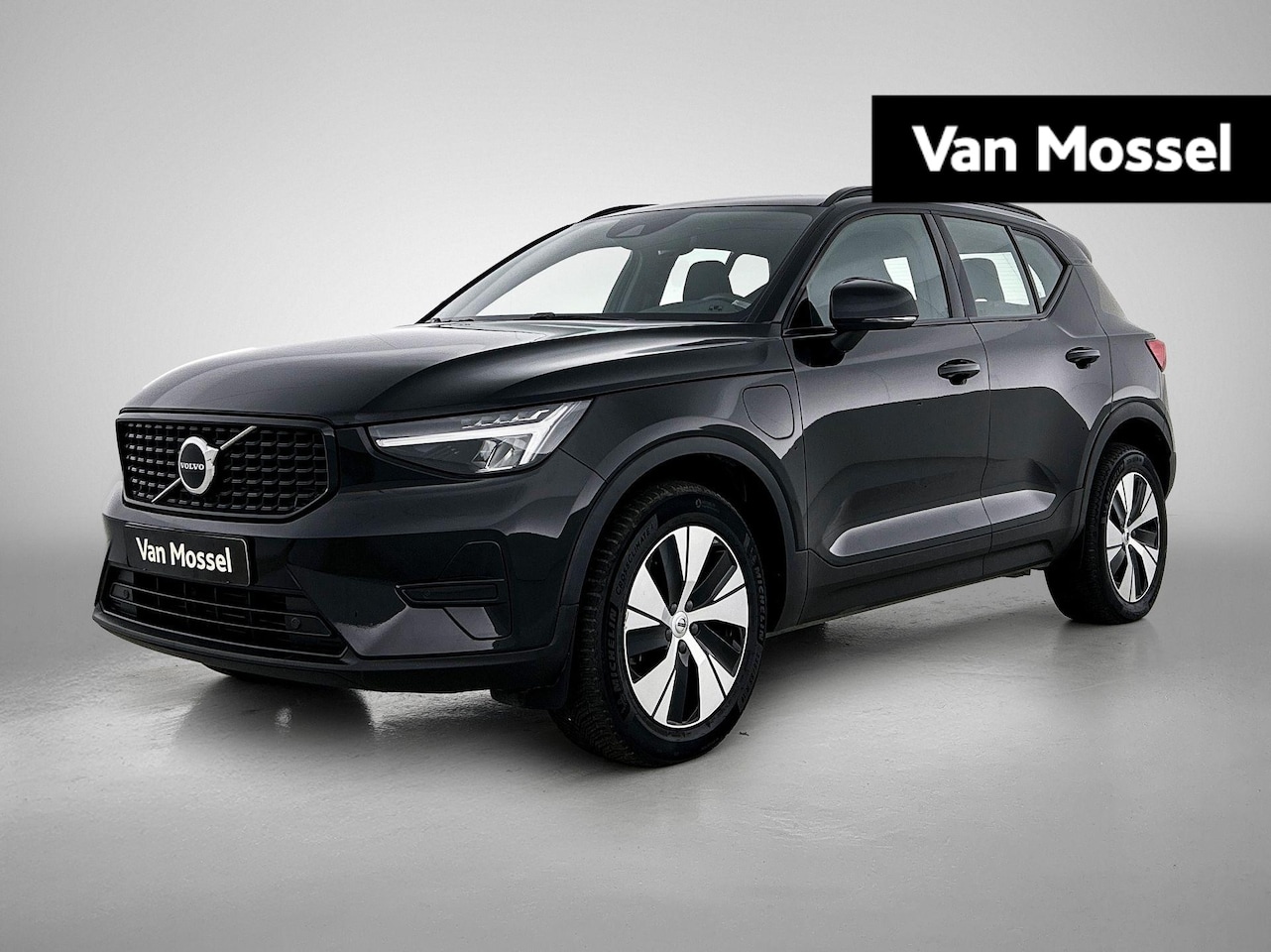 Volvo XC40 - 1.5 T4 Plug-in hybrid Plus Bright | Automaat | Harman Kardon | Apple Carplay / Android Aut - AutoWereld.nl