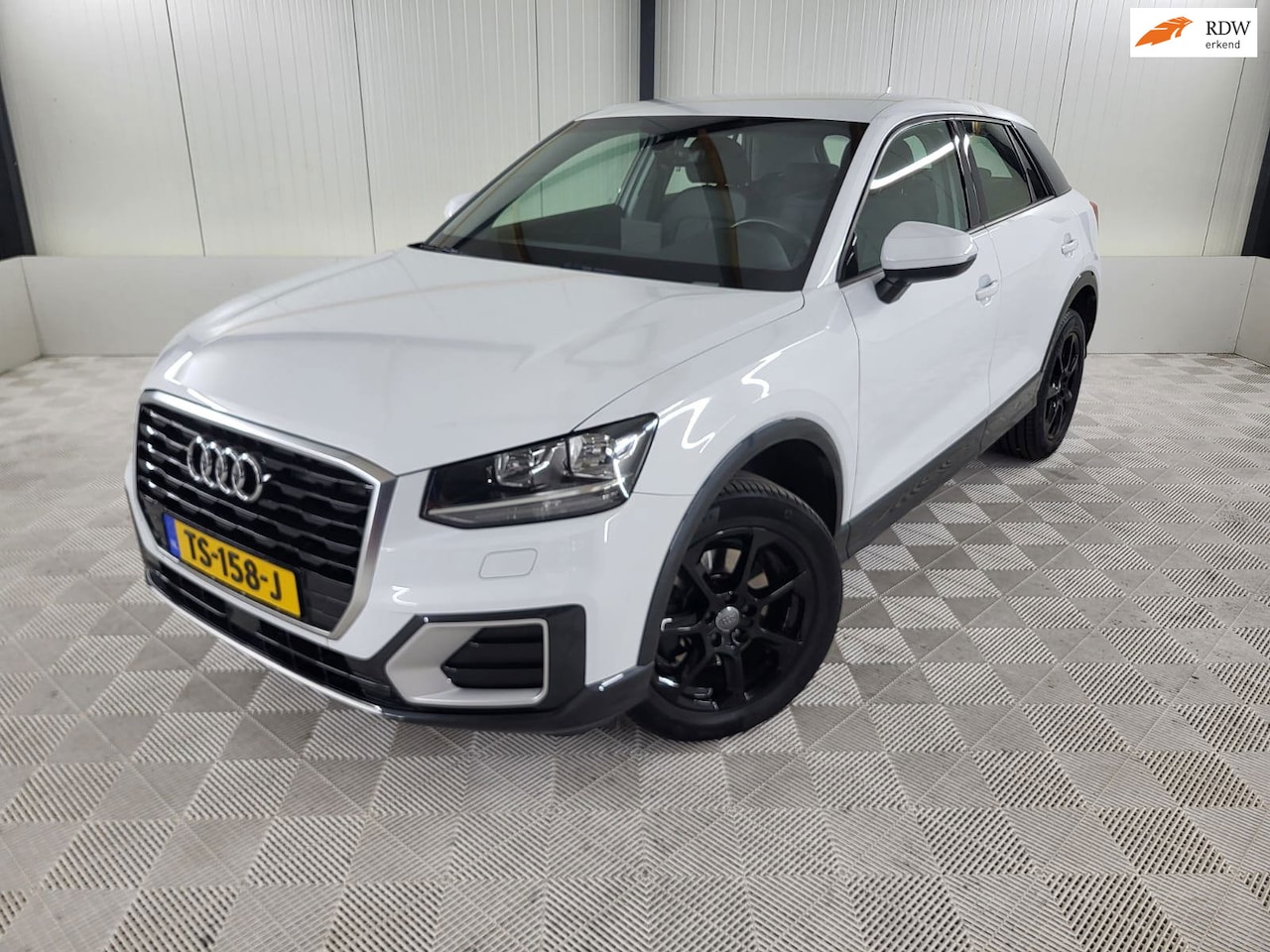 Audi Q2 - 1.4 TFSI CoD Design Pro Line 1.4 TFSI CoD Design Pro Line, Automaat, Trekhaak, Parkeersensoren - AutoWereld.nl