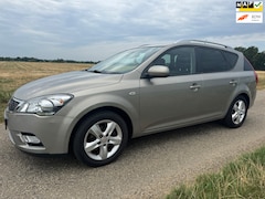 Kia Cee'd - 1.4 CVVT X-ecutive