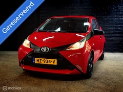 Toyota Aygo - 1.0 VVT-i x now AIRCO APPLE CARPLAY 1e EIG