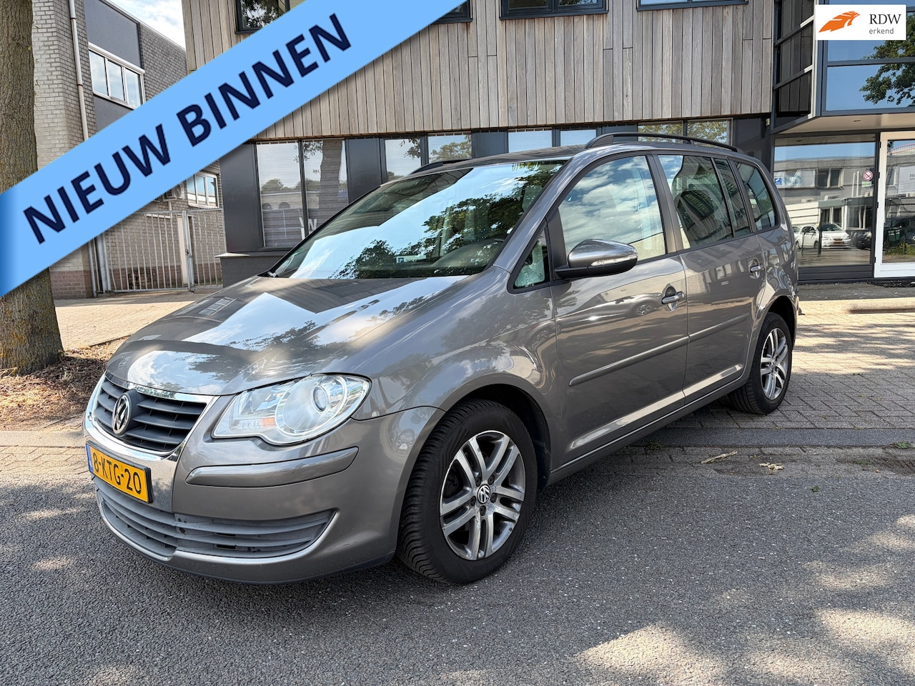 Volkswagen Touran - 2.0 TDI Comfortline 7p 2.0 TDI Comfortline 7p. - AutoWereld.nl