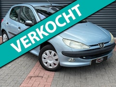 Peugeot 206 - 1.4 Gentry Premium | Airco | Clima | Elektr pakket |