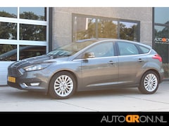 Ford Focus - 1.5 150PkTitanium HB Let op Lees Tekst MOTOR DEFECT