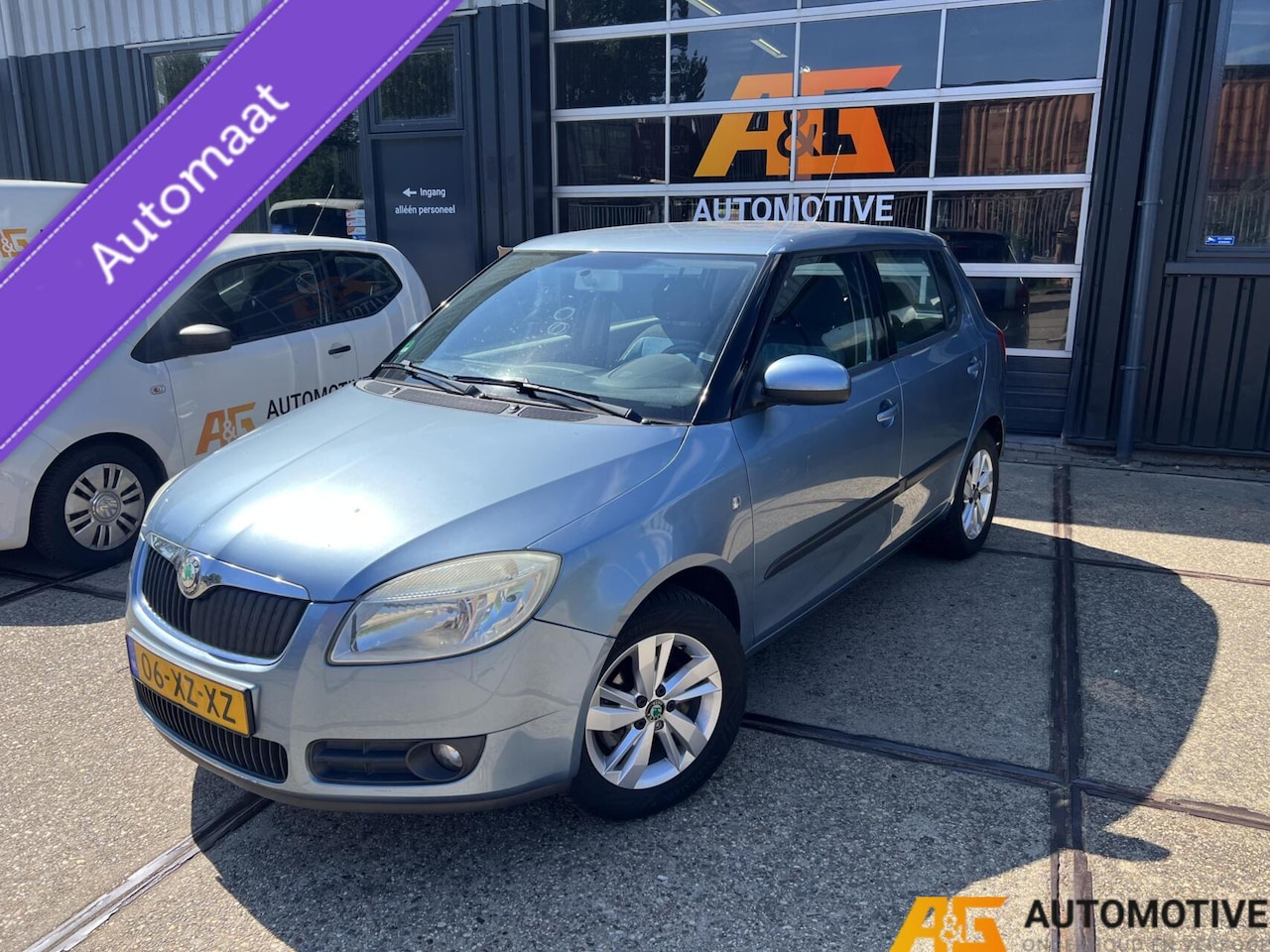 Skoda Fabia - 1.6-16V Automaat 2007 Blauw | Airco | Cruise | - AutoWereld.nl
