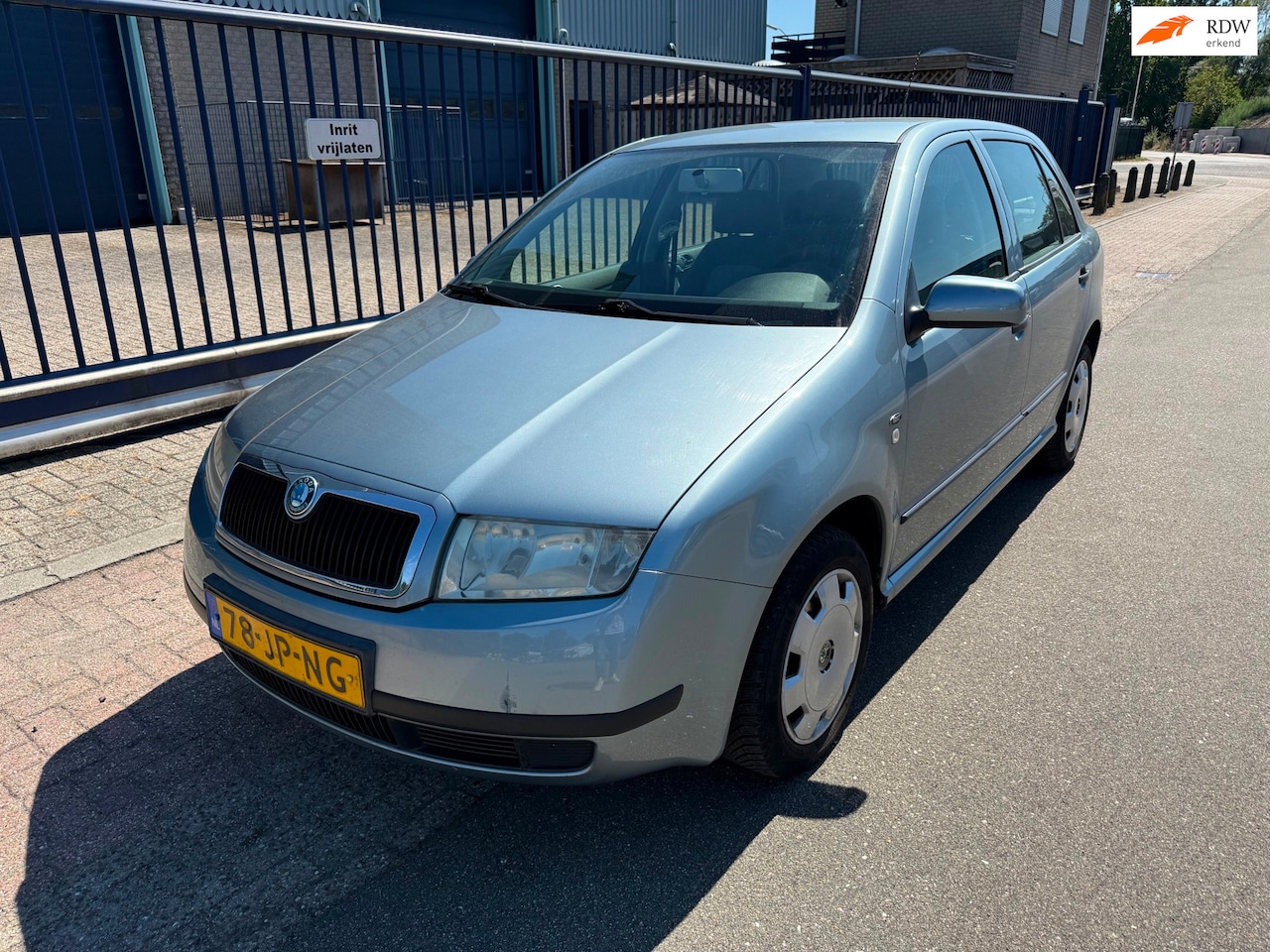 Skoda Fabia - 1.4-16V AUT. 5-DRS *162.440 KM*ZOMER AANBIEDING!! - AutoWereld.nl