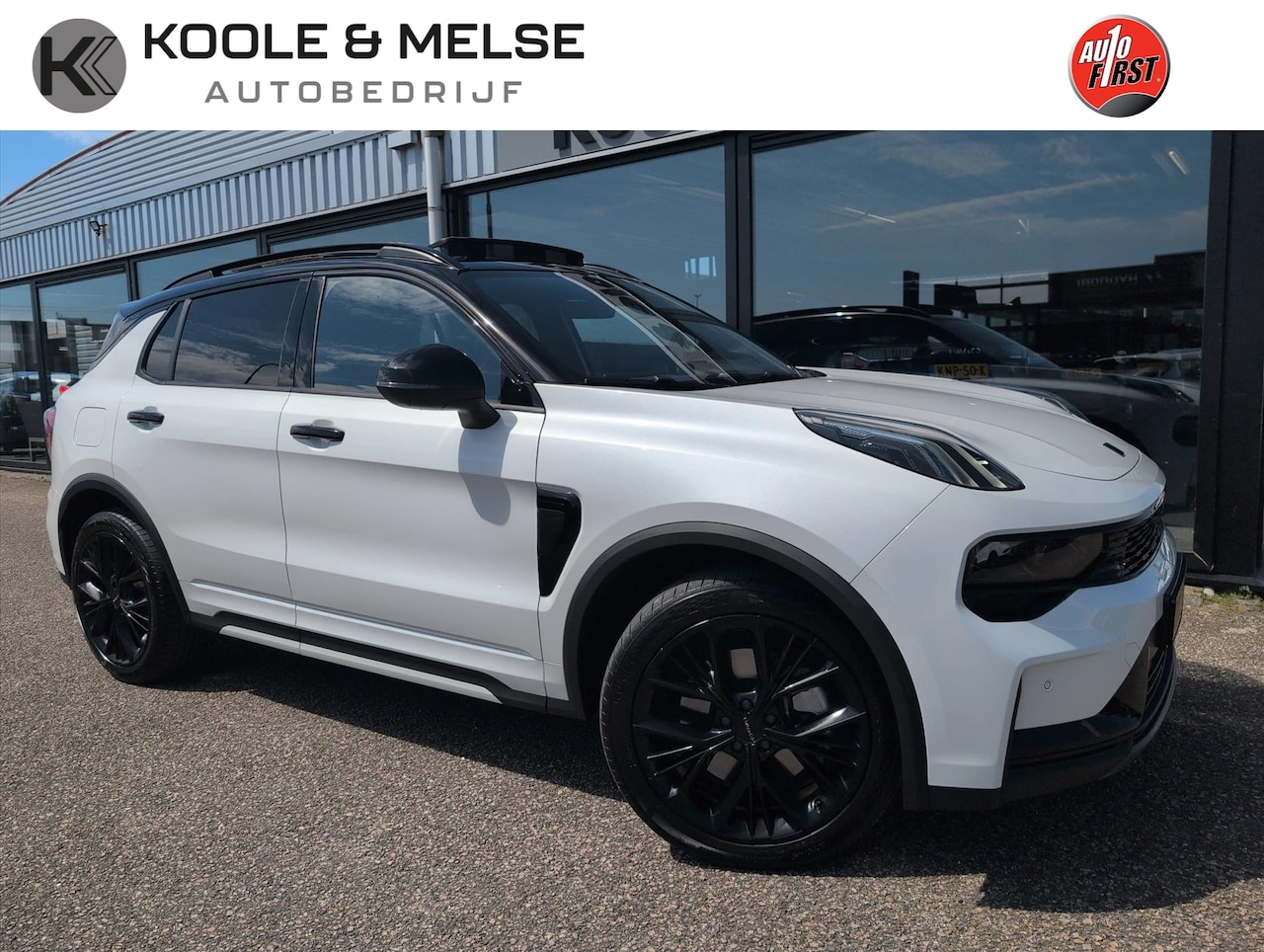 Lynk & Co 01 - 1.5 276pk PHEV More | Pano | Carplay | Leer - AutoWereld.nl