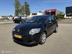 Toyota Auris - 1.6-16V Sol