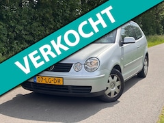 Volkswagen Polo - 1.4-16V Highline | " 140.000 " KM + Cruise + Clima