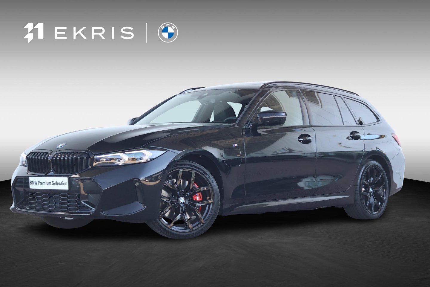BMW 3-serie Touring - 330e | Sport Pakket Pro | Panorama Dak | Achteruitrijcamera | Stuur & Stoel verwarming | C - AutoWereld.nl