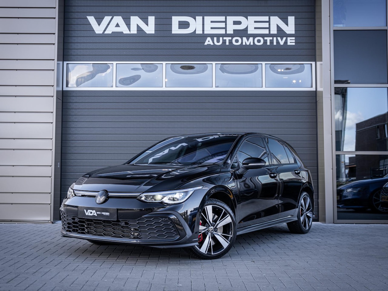 Volkswagen Golf - 8 1.4 eHybrid GTE l Leder l Camera l ACC l Camera - AutoWereld.nl