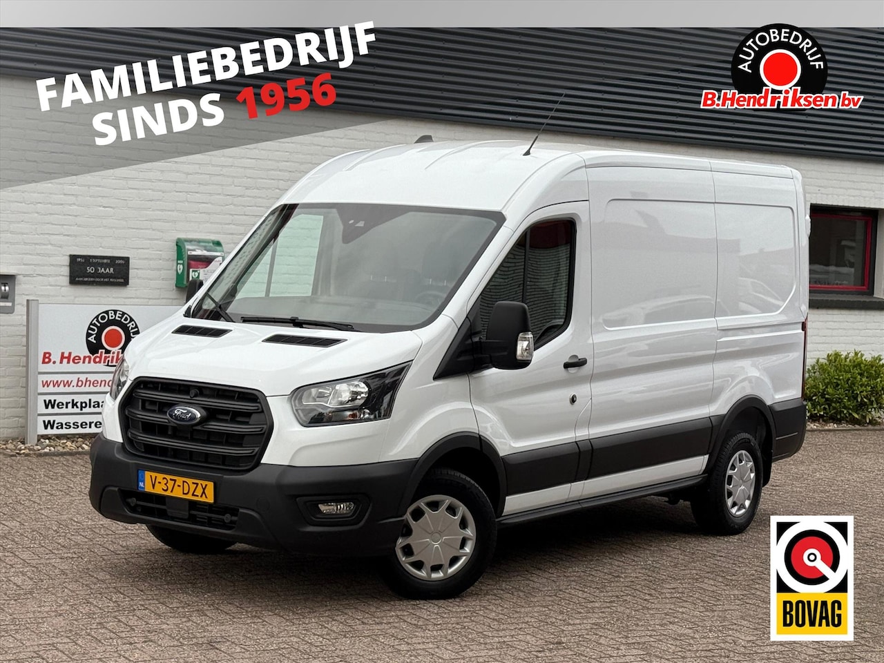 Ford Transit - GB 350 L2H2 TDCi 105pk FWD Trend/ Trekhaak met 2500KG trekgewicht/ Parkeersensoren V+A/ DA - AutoWereld.nl
