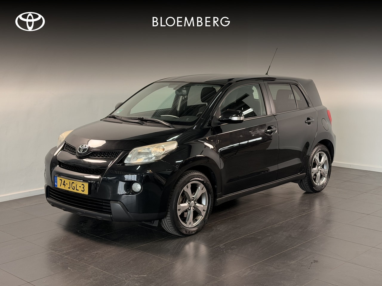 Toyota Urban Cruiser - 1.3 VVT-i Dynamic | TNS510 Premium navigatie | Originele milieusticker | - AutoWereld.nl