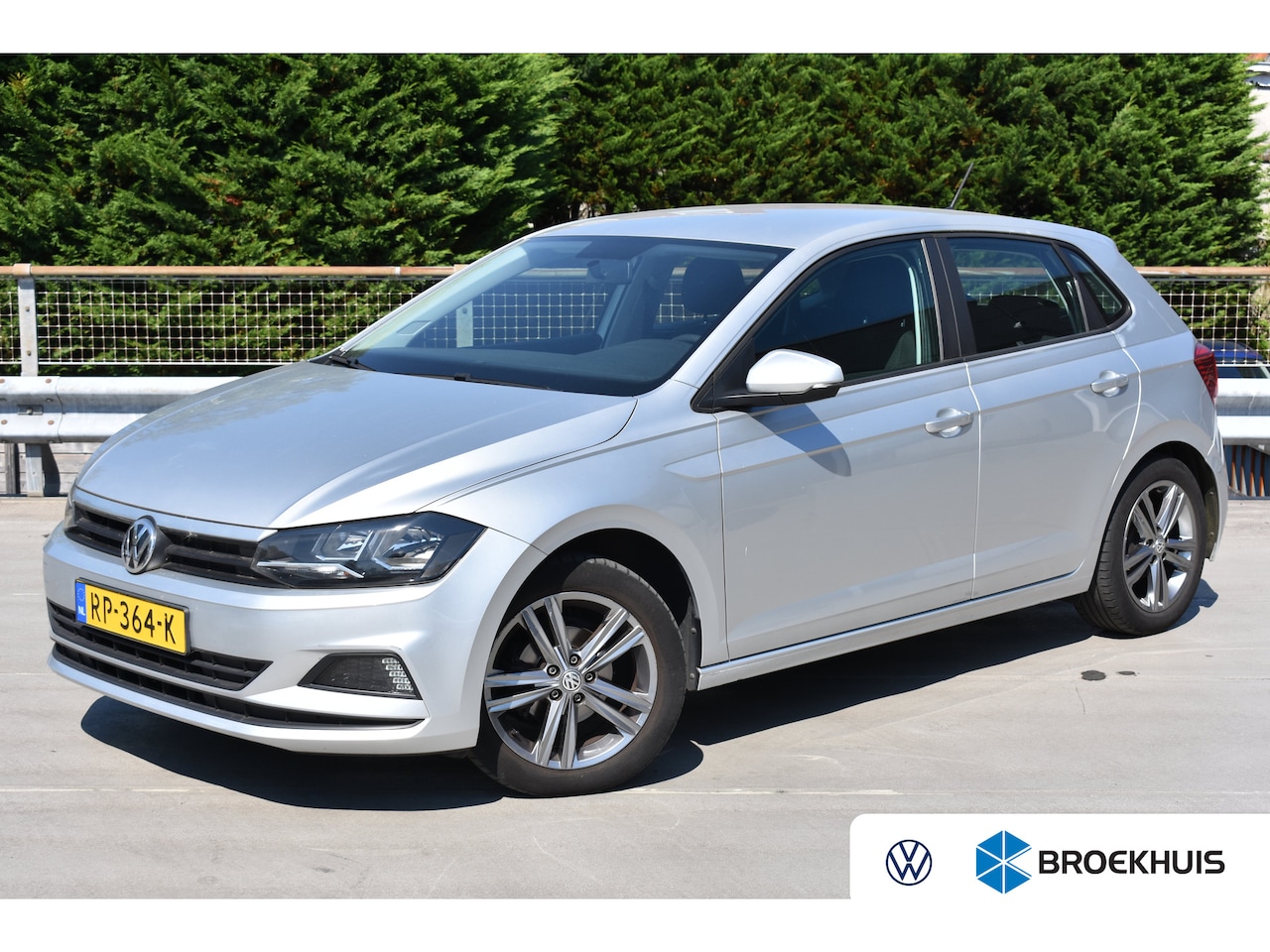 Volkswagen Polo - 1.0 MPI Trendline | TREKHAAK | CRUISE CONTROL | AIRCO | BLUETOOTH | - AutoWereld.nl