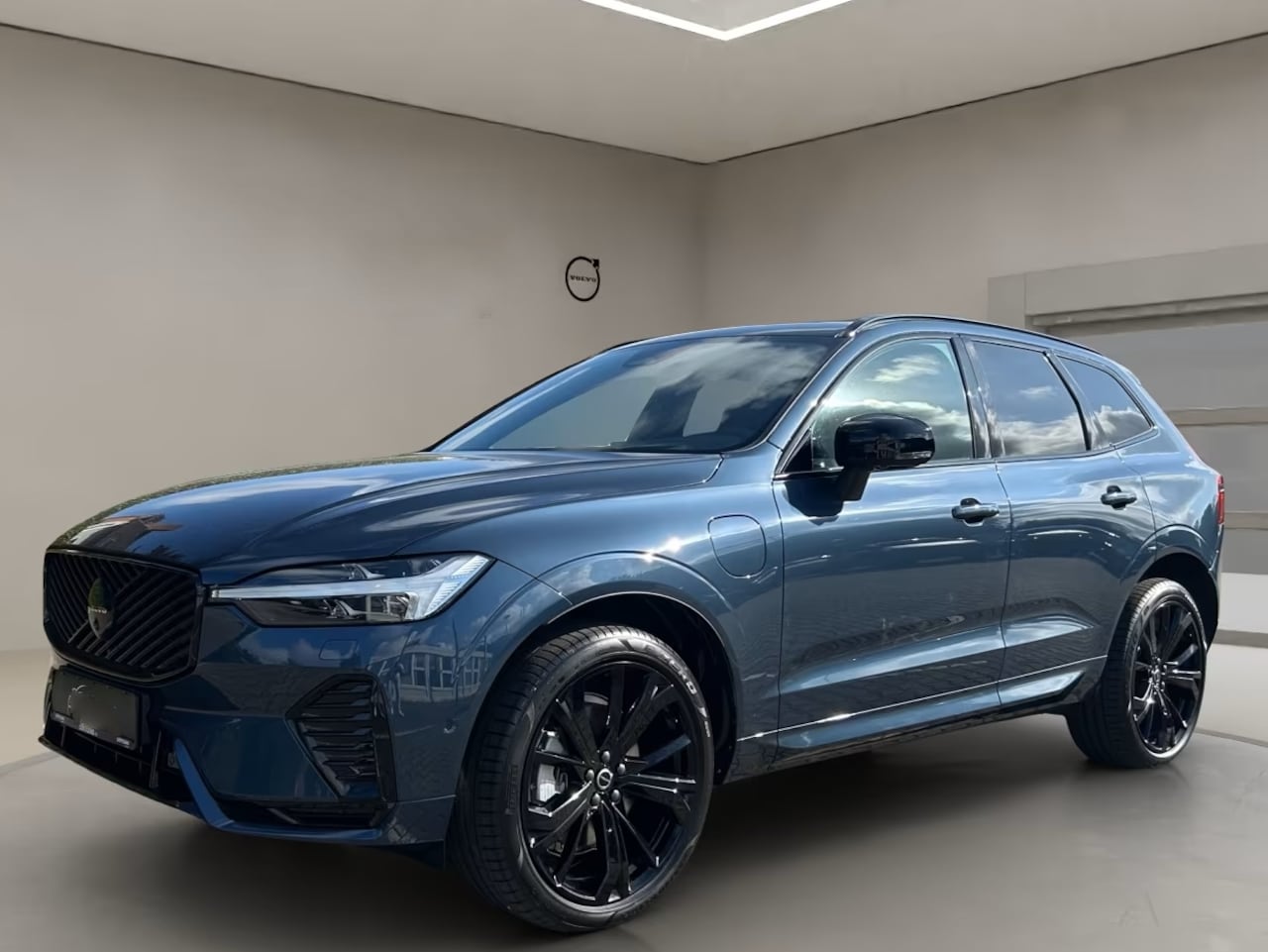 Volvo XC60 - 2.0 T8 Plug-in hybrid AWD BLACK EDITION (335kW/455PK) ** PANO, TREKH, ACC, HuD, 21-inch LM - AutoWereld.nl