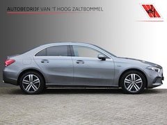 Mercedes-Benz A-klasse - 250e AUT8 Premium LEDER CARPLAY WIDESCREEN SFEER CAMERA