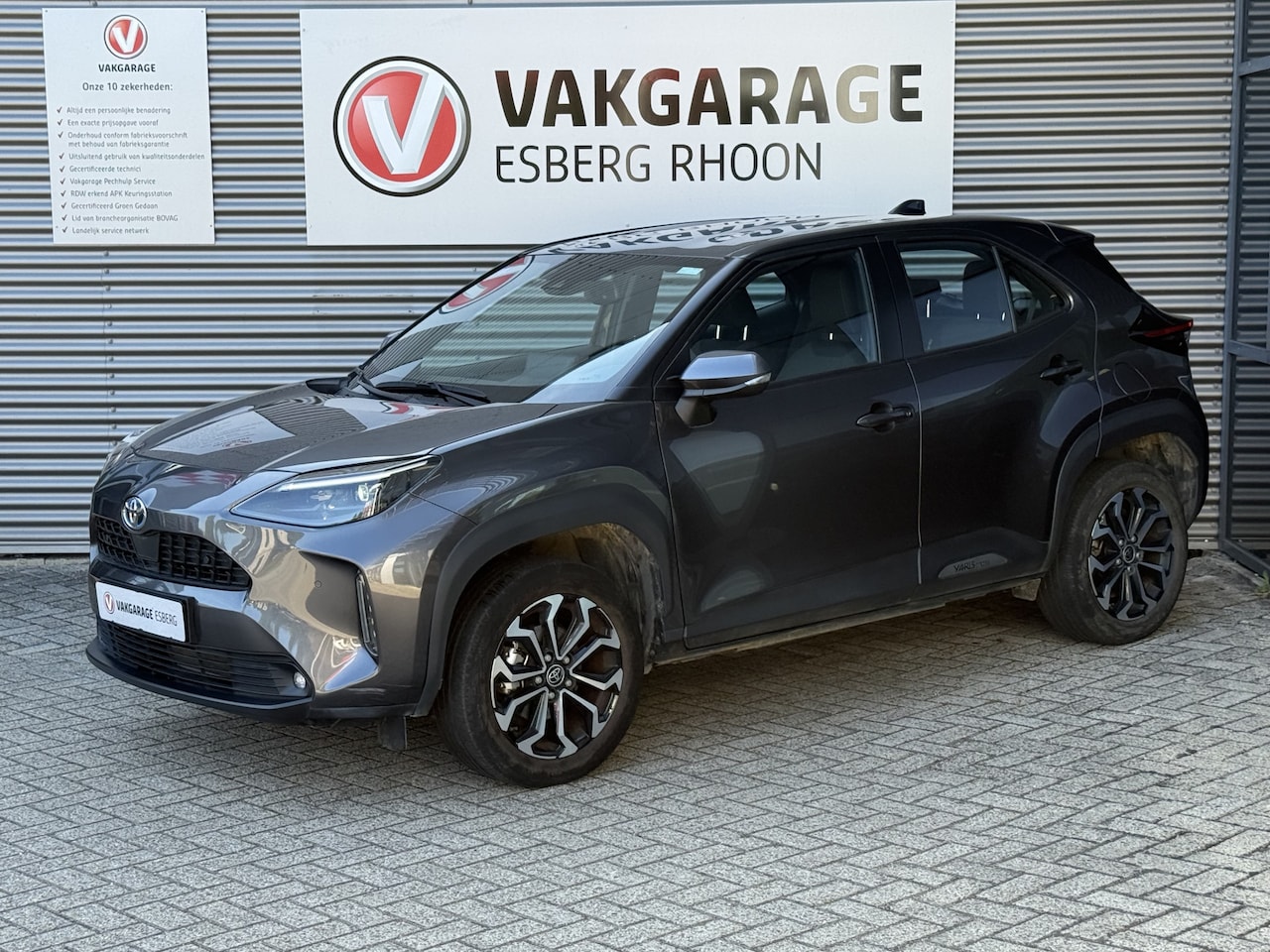 Toyota Yaris Cross - 1.5 Hybrid Dynamic NAVI/CAM,CARPLAY,TREKHAAK - AutoWereld.nl