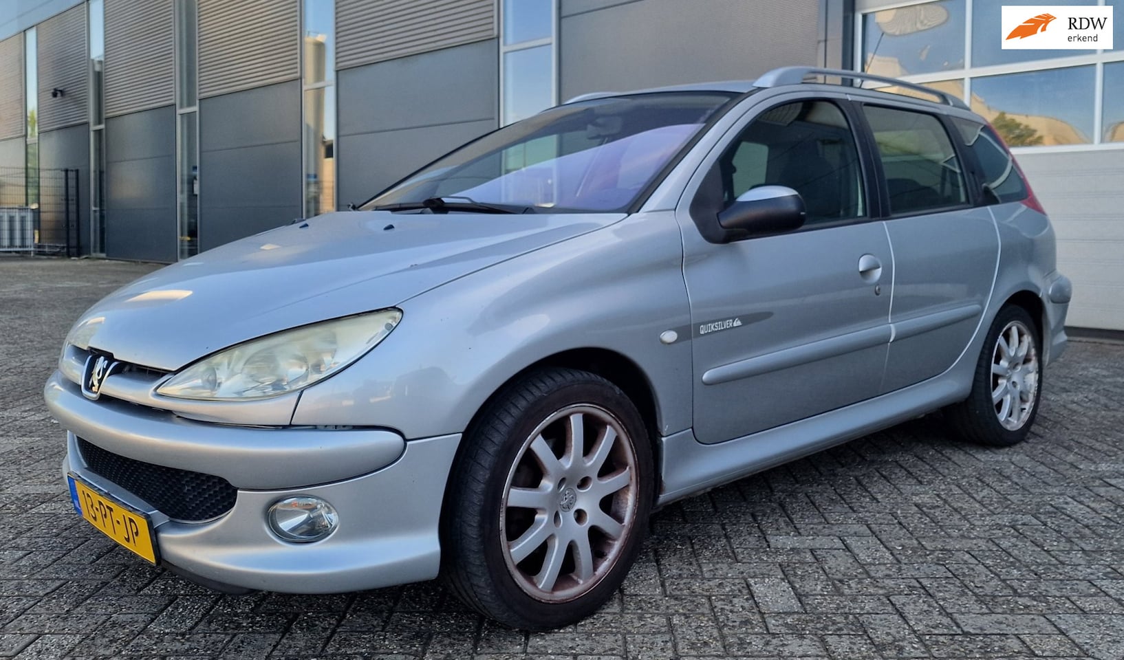Peugeot 206 SW - 1.6-16V Quiksilver CARPLAY NAVI ELEC. PAKET - AutoWereld.nl