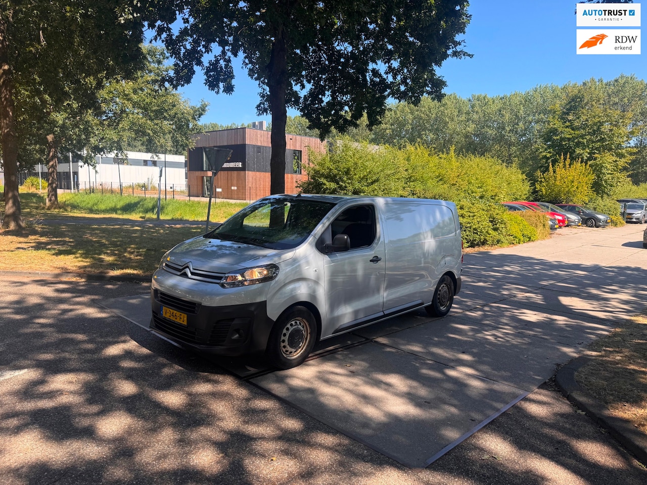 Citroën Jumpy - 2.0 BlueHDI 180 Comfort M S&S Airco.Automaat - AutoWereld.nl