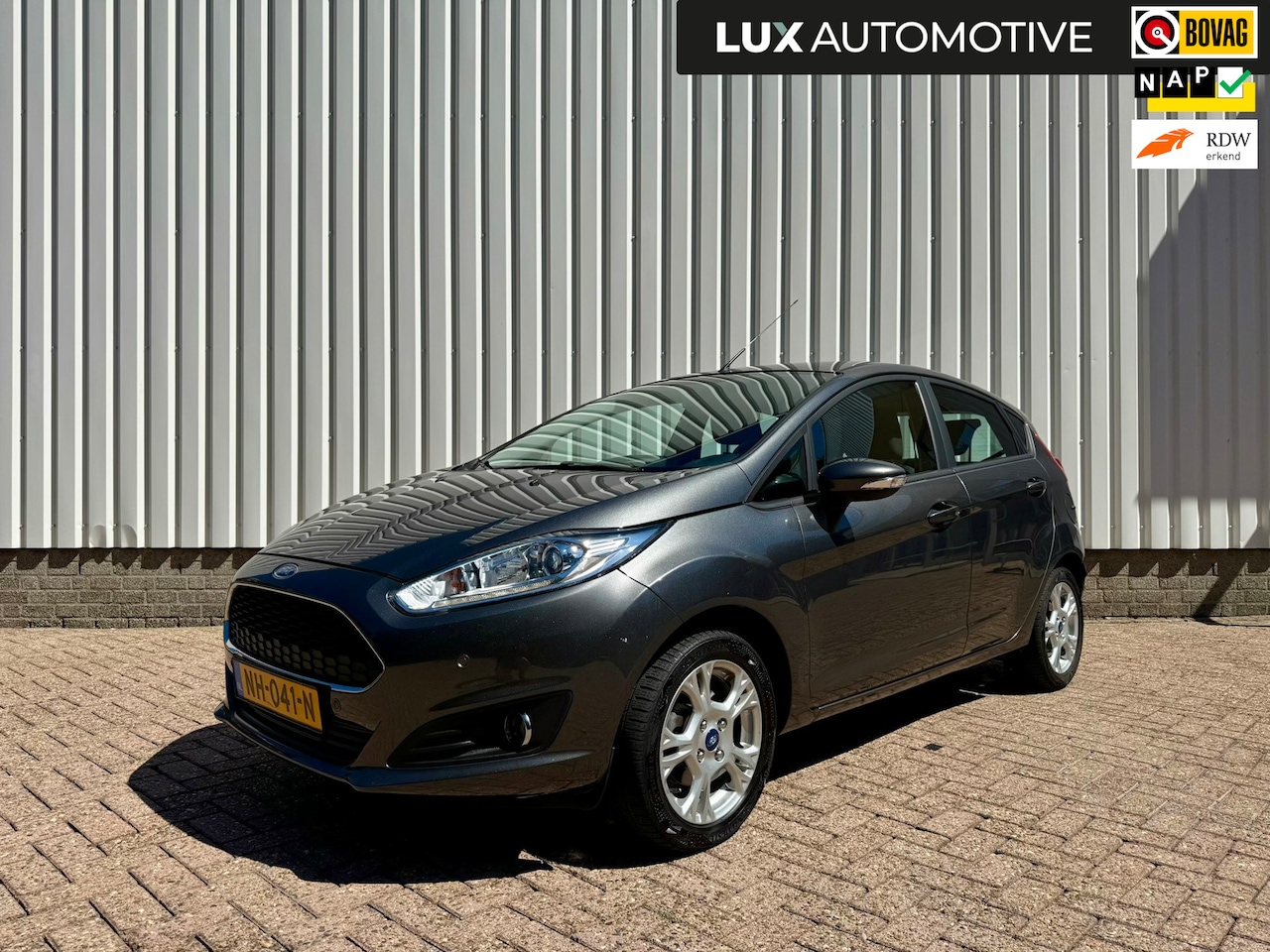 Ford Fiesta - 1.0 Style Ultimate 1.0 Style Ultimate, Navi, PDC, Bluetooth, 4-seizoenenbanden, NAP - AutoWereld.nl