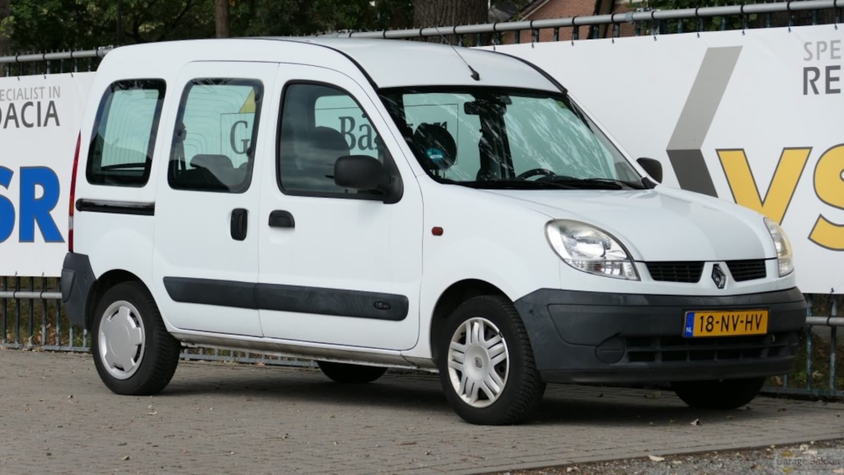 Renault Kangoo - 1.6-16V Expression 1.6 16v Expression - AutoWereld.nl
