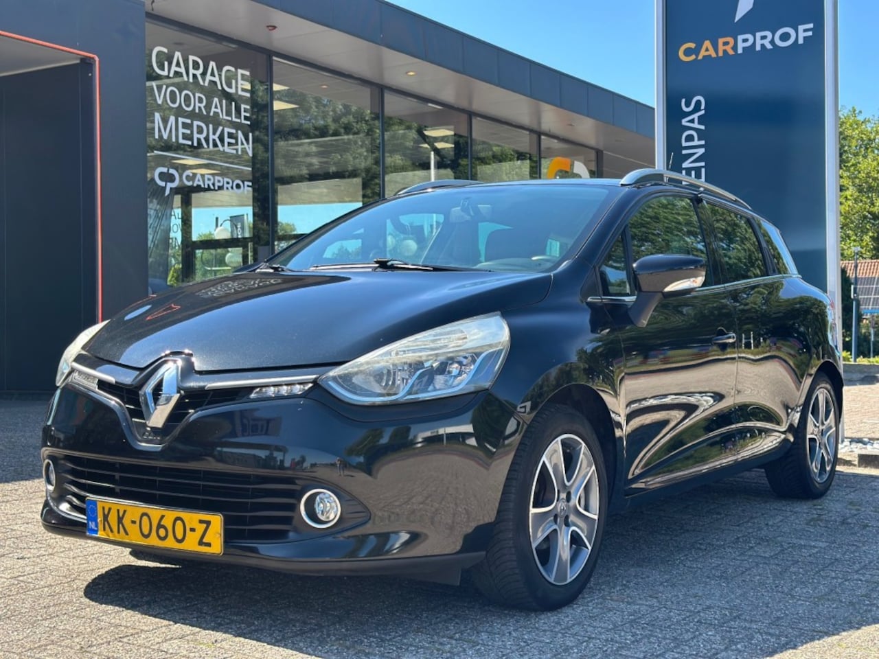 Renault Clio - 0.9 TCe NightenDay Dealeronderhouden '' Allseasonbanden - Startknop '' - AutoWereld.nl