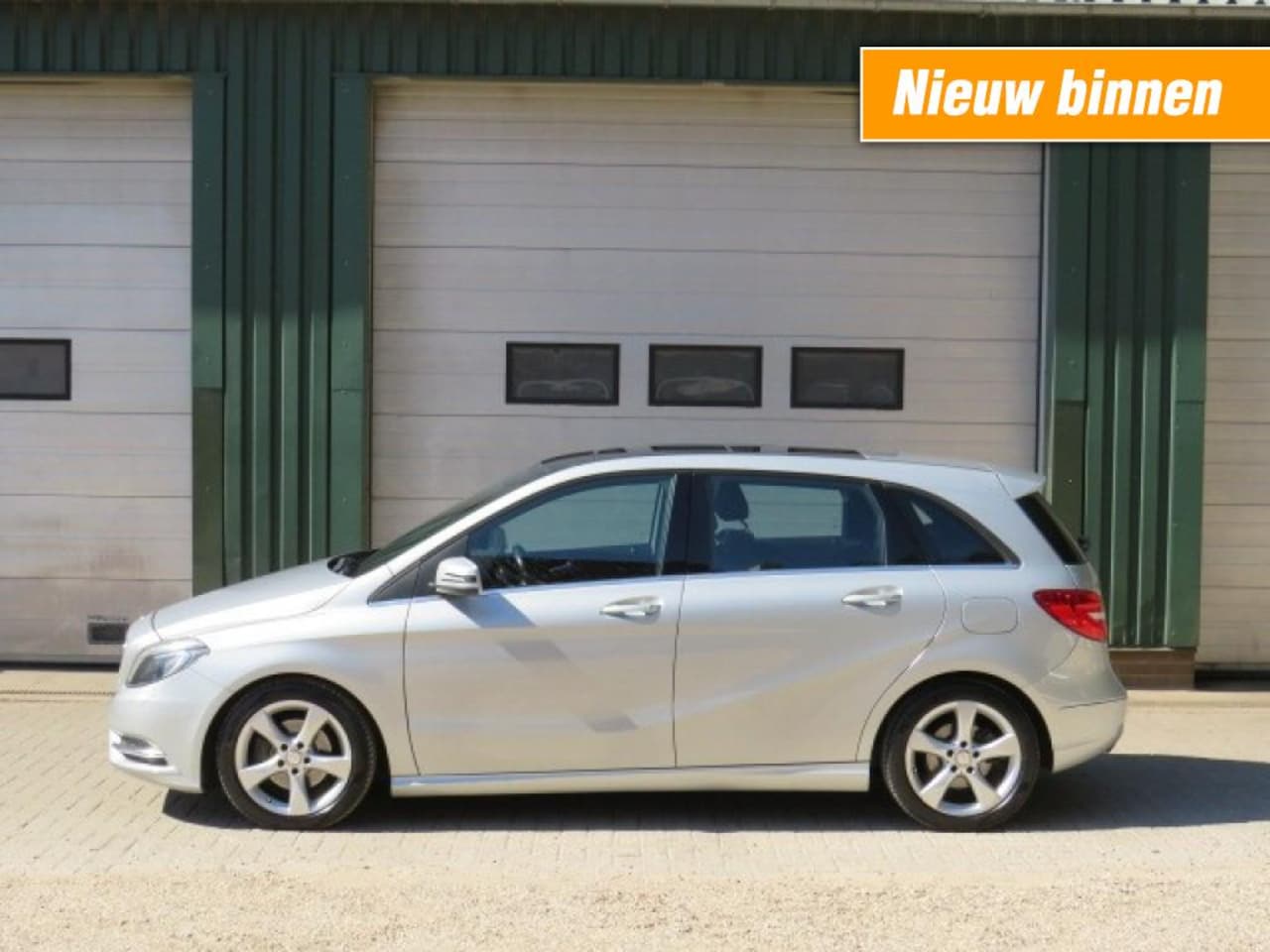 Mercedes-Benz B-klasse - 180 Ambition 180 AMBITION - AutoWereld.nl