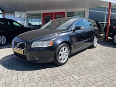 Volvo V50 - 1.8 125PK Momentum 125 PK Trekhaak Cruise-Controle