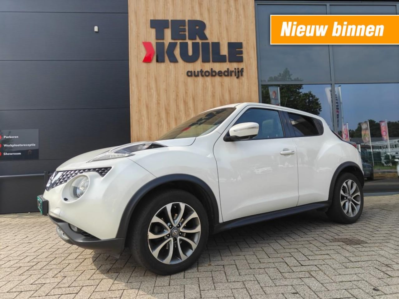 Nissan Juke - 1.2 DIG-T S/S TEKNA 2014 Pano! Leder int! NW-distributie ketting! - AutoWereld.nl