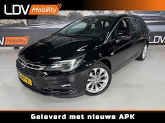 Opel Astra - 1.4 INNOVATION / Camera / PDC / Apple Carplay / PArkeerhulp / Trekhaak / Cruise control /