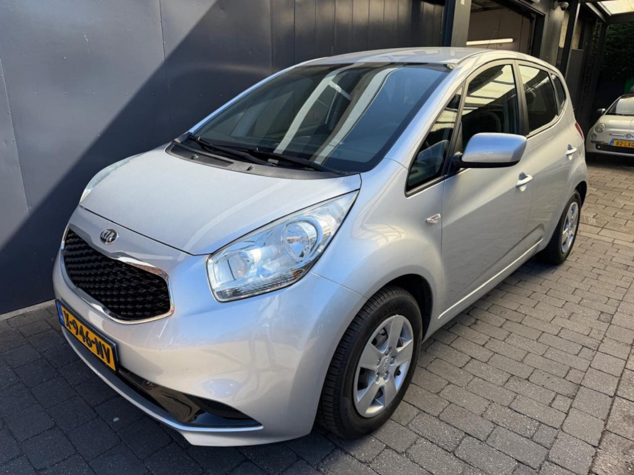 Kia Venga - 1.4 CVVT Edition 1.4 CVVT EDITION - AutoWereld.nl
