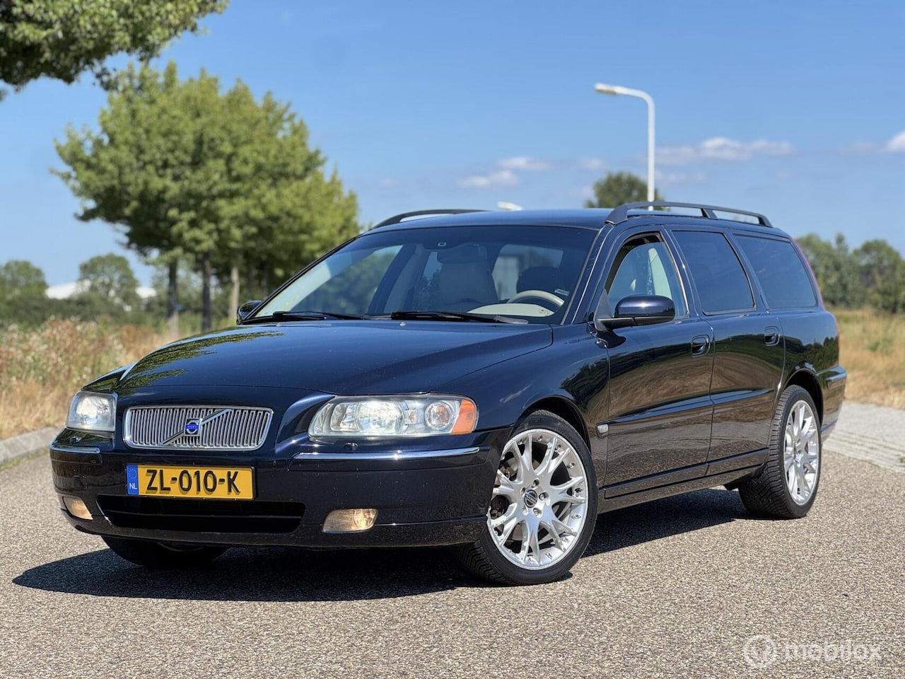 Volvo V70 - 2.5T Summum 2.5T Summum - AutoWereld.nl